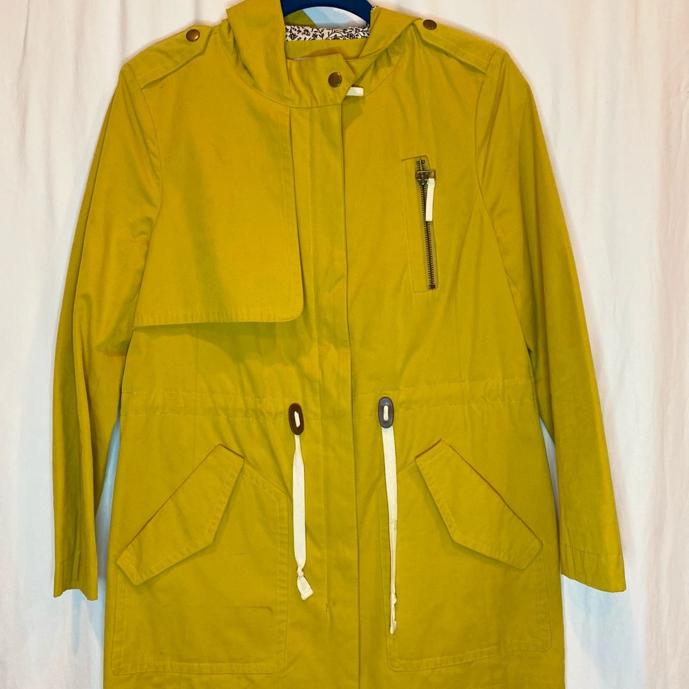 LOFT Petite Women’s Yellow Hooded Raincoat